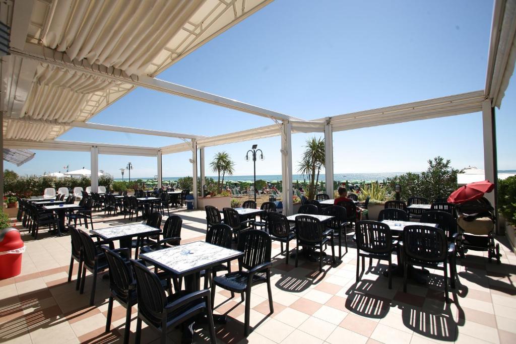 Hotel Corallo Lido di Jesolo Exterior foto